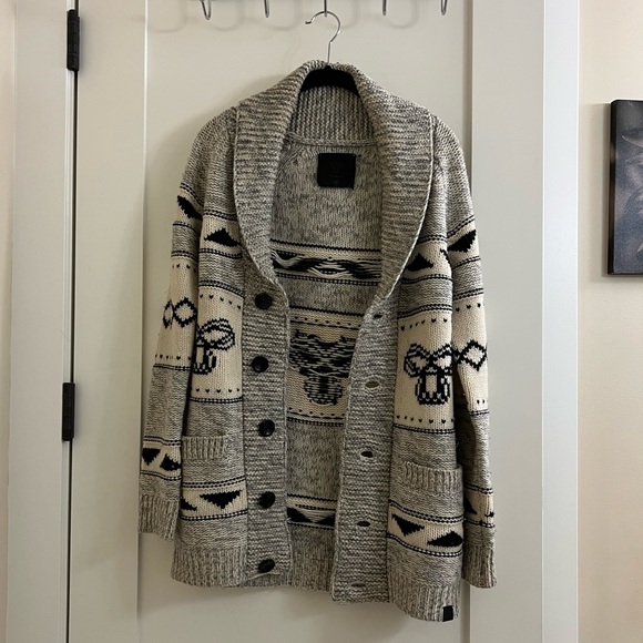 Aritzia TNA Northwest Sweater - Picture 3 of 8